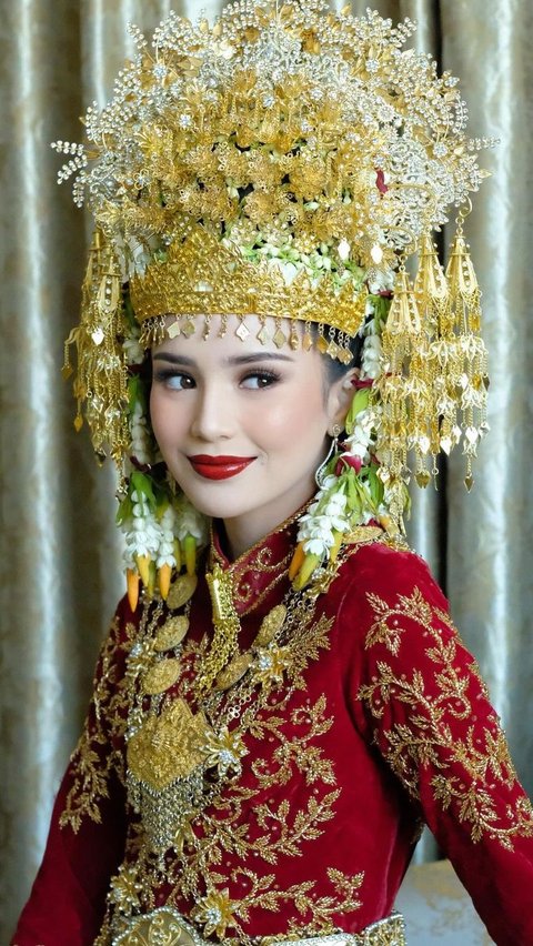 Potret Makeup Anggun Beby Tsabina dengan  di Momen Akad Nikah