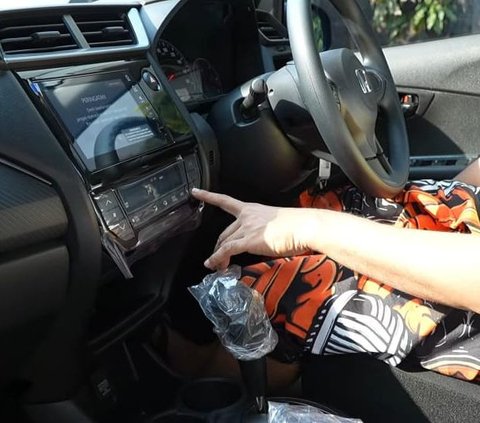 Dapat Mobil Baru dari Hamba Allah, Komika Ebel Kobra Auto Langsung ke Masjid