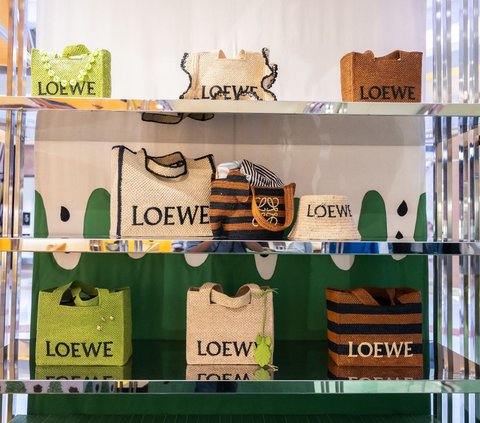 See LOEWE's Summer Collection Enliven the Summer at Paula's Ibiza Popup