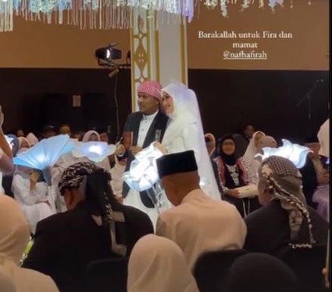 Crying at the Wedding with Nafha Firah, Mamat Alkatiri's Appearance is Astonishing