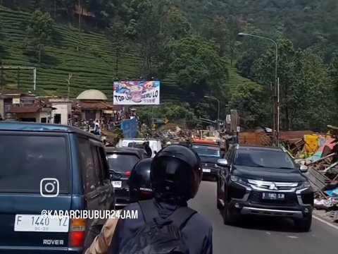 Ratusan Lapak PKL di Puncak Dibongkar, Sandy Pas Band Beri Pesan Menohok