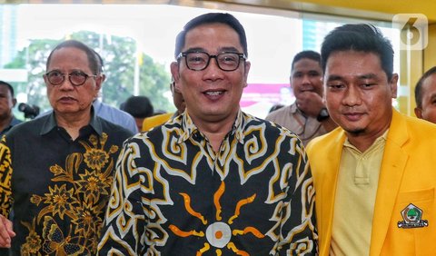 Lebih lanjut, Riza mengungkit ihwal kemenangan calon gubernur dan wakil gubernur yang diusung Gerindra.