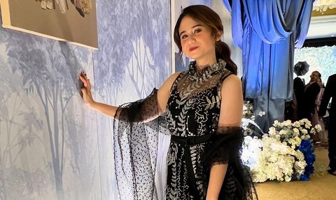 Potret Cantik Tissa Biani yang Hadir di Pernikahan Beby Tsabina, Didampingi Dul Sepanjang Acara