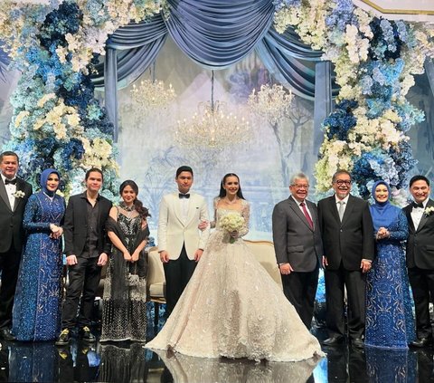 Potret Cantik Tissa Biani yang Hadir di Pernikahan Beby Tsabina, Didampingi Dul Sepanjang Acara