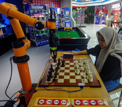 FOTO: Melihat Pameran Beragam Robot Canggih di Robopark Indonesia