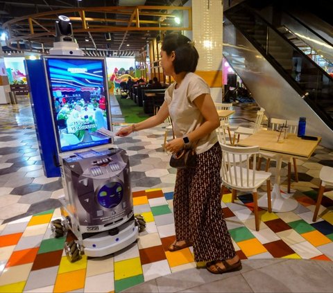 FOTO: Melihat Pameran Beragam Robot Canggih di Robopark Indonesia