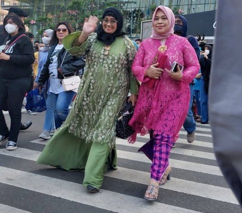 Wanita Ini Sudah Cemas Ibunda Kesepian Ditinggal Anak Merantau, Ternyata Punya Kesibukan Tak Terduga