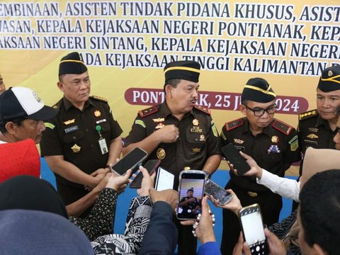 Serah Terima Jabatan dan Pelantikan 9 Pejabat Eselon III di Wilayah Hukum Kejati Kalbar