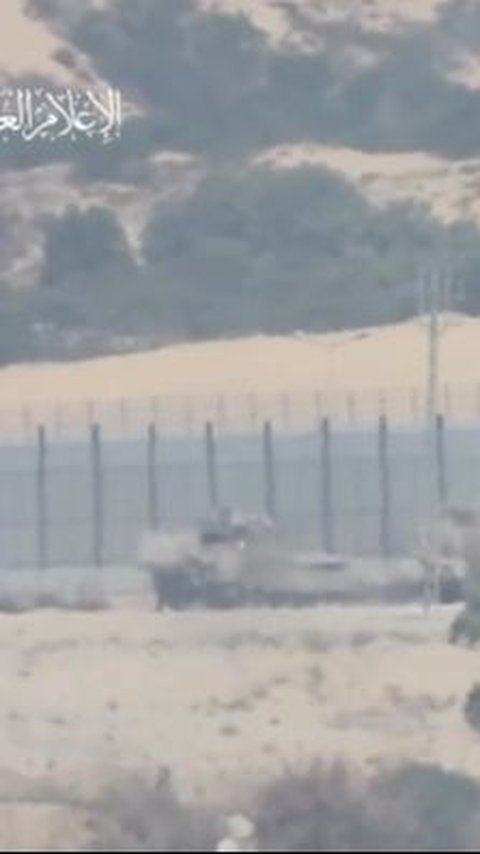 Pejuang al-Qassam Ledakan Tank Israel dengan Senjata 'Baru'<br>