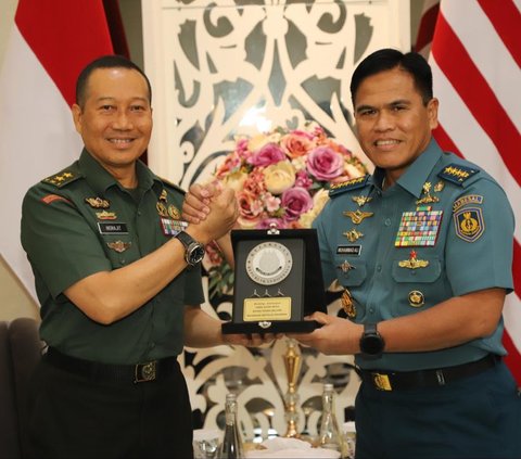 Sinergi Kejaksaan RI dan TNI AL dalam Penegakan Hukum