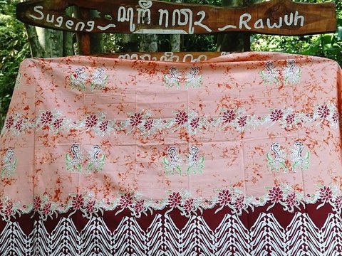 Mengenal Batik Kinnara Kinnari dari Banyuwangi, Padukan Motif Tradisional dengan Ajaran Buddha