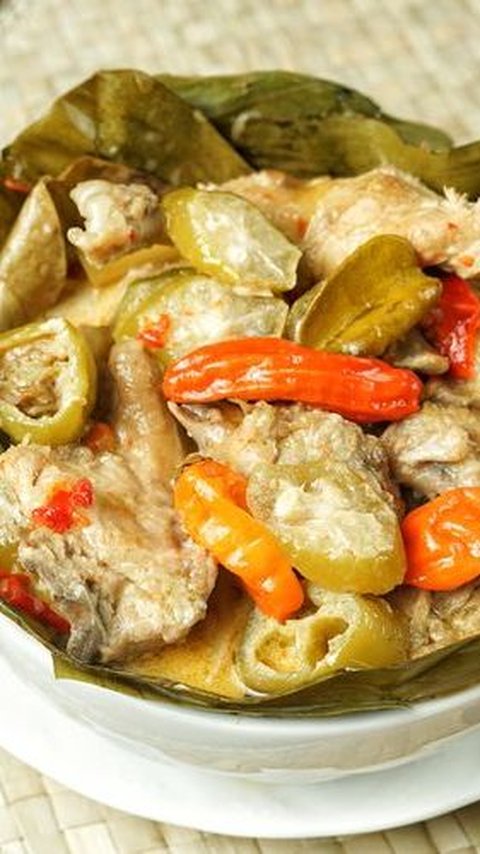 Resep Garang Asem Ayam Khas Jawa Tengah yang Gurih dan Menyegarkan