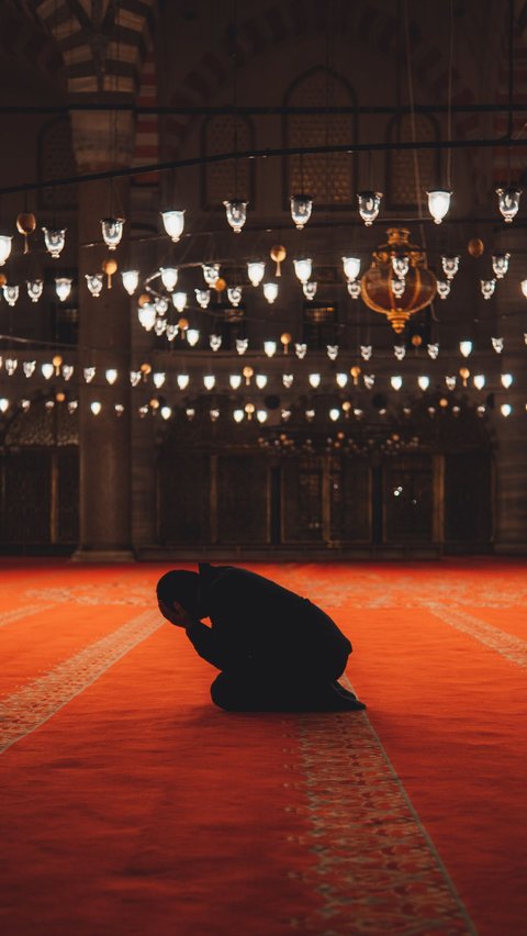 40 Kata-Kata Islami Sedih tentang Dosa yang Penuh Pelajaran, Tunjukkan Penyesalan dan Menggugah Hati untuk Bertobat