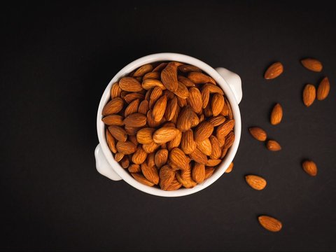 Manfaat Kacang Almond untuk Promil