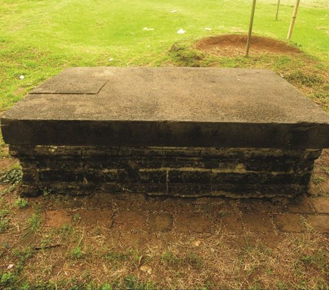 Melihat Watu Gilang, Batu Bersejarah Tempat Penobatan Raja Banten yang Penuh Misteri