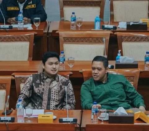 Potret Rizki Natakusumah, Suami Beby Tsabina Seorang Anggota DPR Muda