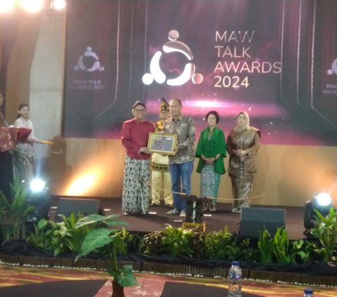 Apresiasi Sosok Pemimpin yang Adaptif, MAW Talk Beri Penghargaan pada 39 Tokoh dan Lembaga Berpengaruh di Indonesia