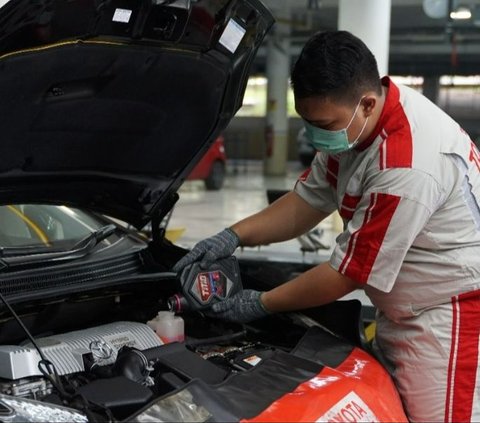 Ini 10 komponen Mobil Hybrid Yang Wajib Dicek Secara Rutin.