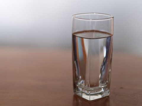 Pentingnya Minum Air Putih