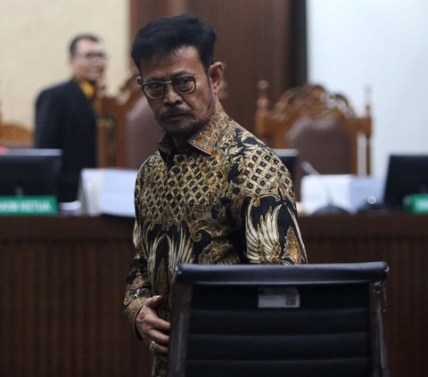 Mantan Menteri Pertanian Syahrul Yasin Limpo (SYL) saat menjalani sidang dengan agenda pembacaan tuntutan di Pengadilan Tipikor, Jakarta, Jumat (28/6/2024). Dalam sidang tersebut, Jaksa Komisi Pemberantasan Korupsi (KPK) menjatuhkan tuntutan agar SYL dipidana penjara selama 12 tahun. Foto: Liputan6.com/Angga Yuniar