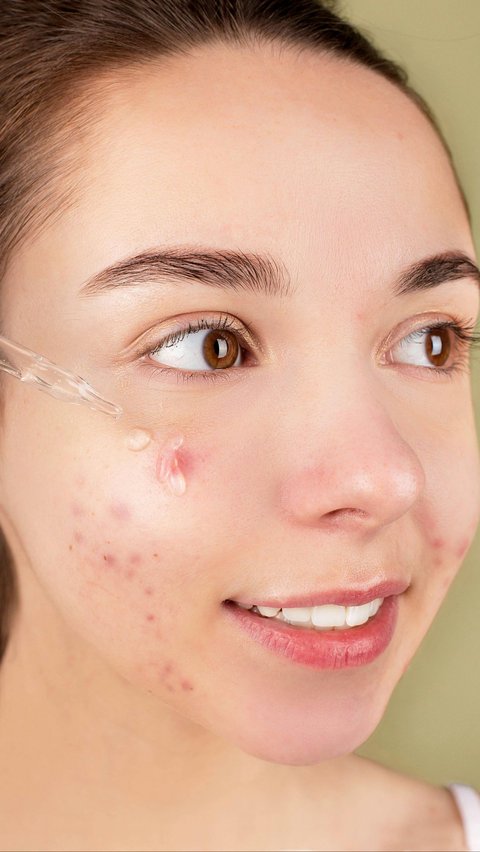 Manfaat daun binahong untuk menjaga kesehatan, salah satunya adalah untuk menurunkan kolesterol.