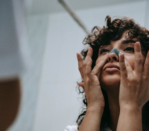 Hal-hal yang menyebabkan komedo semakin parah (foto: Pexels/Sam Lion)