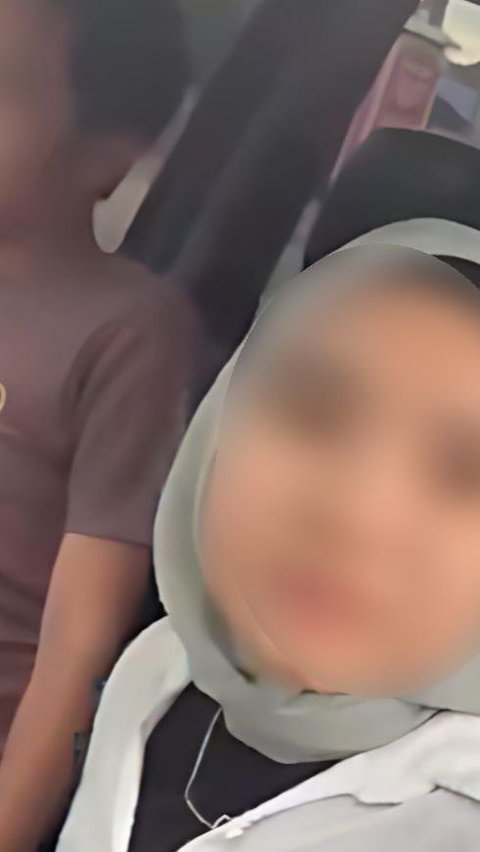 Excitement! This Girl Was Previously Viral Caught Sleeping with a Lecturer in Lampung, Now Caught by the Legitimate Wife Inside a Car with Someone Else's Husband.