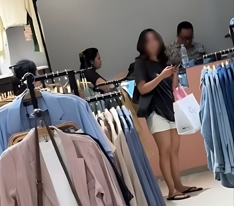 Outside Nurul! Caught Husband Shopping with Mistress at the Mall, Instead of Getting Angry, the Legitimate Wife Asks for Pocket Money