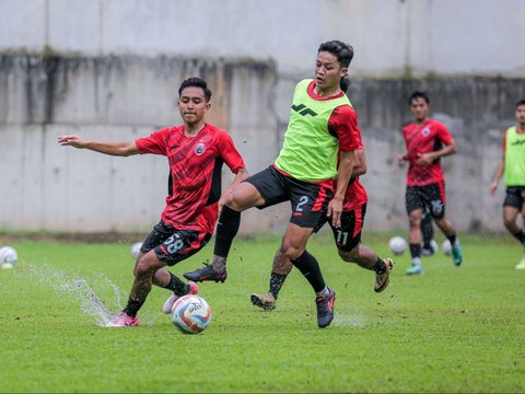 FOTO: Penampilan Perdana Pelatih Baru Carlos Pena saat Melatih Persija Jakarta