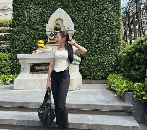 Potret Prilly Latuconsina Liburan di Thailand, Tampil Bare Face Cantik Maksimal & Body Goals Jadi Sorotan