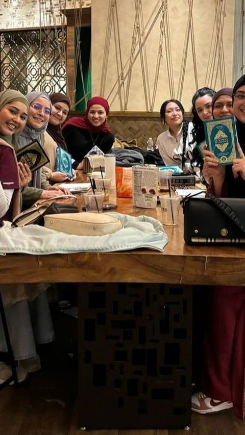 Sosok Wanita Muslim di Amerika Latin saat Kumpul Bareng Jadi Sorotan, Banyak yang Kira Orang Indonesia