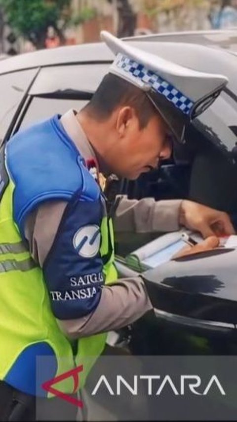 Puluhan Kendaraan Terjaring Razia Jalur Transjakarta, Ada Mobil Dinas TNI dan Polri