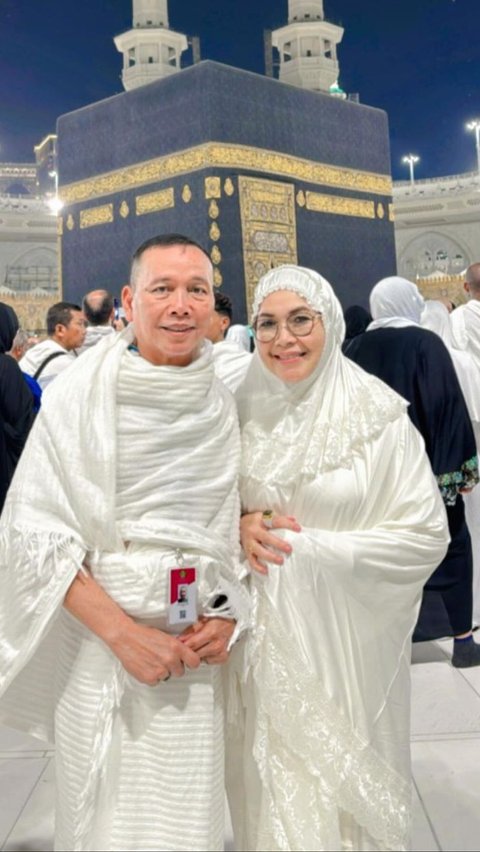 A series of Celebrities Departing for Hajj 2024, including Saipul Jamil.