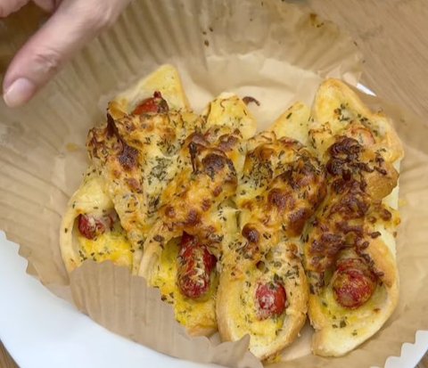 Make Savory Sausage Bread with an Air Fryer for a Practical Breakfast Idea