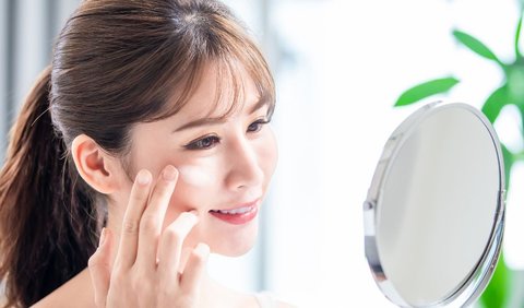 Pakar Ungkap Pilihan Rangkaian Skincare Pelindung Matahari, Sunscreen Korea Tidak Termasuk Dream - Cuaca yang sangat panas tidak hanya membuat semua orang merasa tidak nyaman. Paparan sinar matahari yang terik juga sangat berbahaya untuk kesehatan kulit.