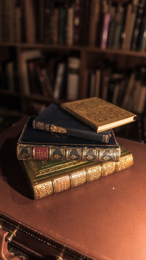 Pilihan nama anak perempuan dari bahasa Sansekerta banyak diminati oleh masyarakat Indonesia sebab artinya yang indah dan cantik.