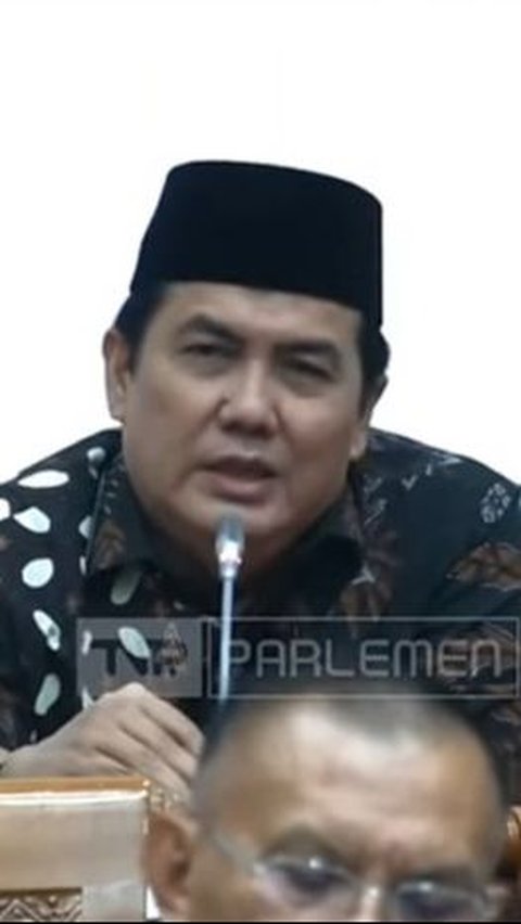 Anggota Komisi I DPR dari PKB Helmy Faishal mengkritik Menkominfo Budi Arie Setiadi soal serangan Pusat Data Nasional (PDN).