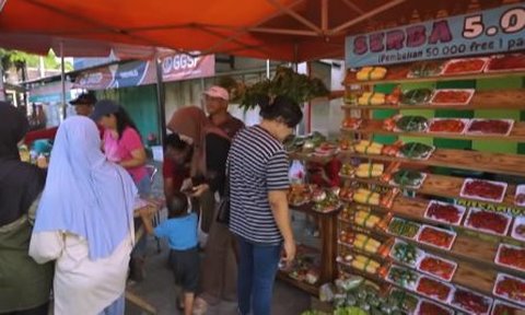 Wanita ini Jualan Sayur Serba Rp5.000, Tiga Jam Langsung Ludes Omzetnya Sampai Jutaan