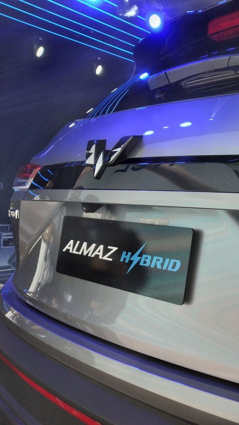 Perhatikanlah Tiga Hal Ini Ketika Memiliki Mobil Hybrid