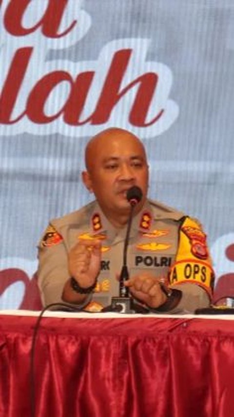 Gaya Kocak Perwira Polisi saat Datangi Kodim, Bikin Kaget Anggota TNI Berkepala Pelontos<br>