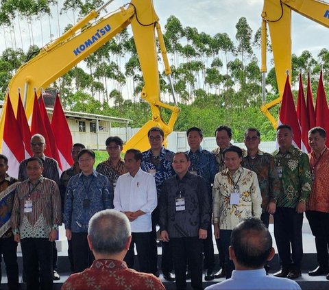 Junjung Keseimbangan Alam di IKN, Jokowi Resmikan Astra Biz Center