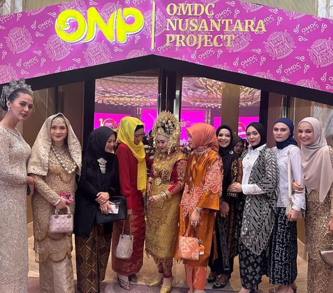 6 Inspirasi Model Kebaya Kondangan dengan Hijab dari Zaskia dan Shireen Sungkar