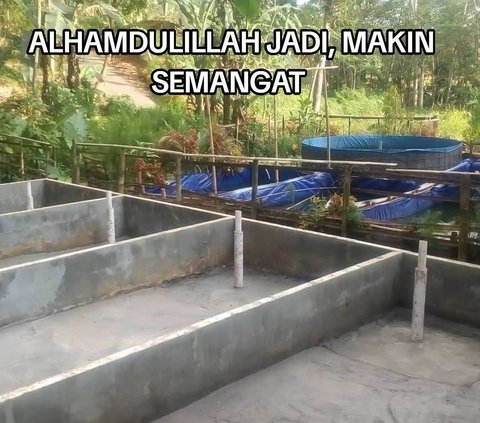Adapun alasannya keluar dari BUMN karena ingin menemani ibunya yang tinggal sendiri di kampung halamannya.
