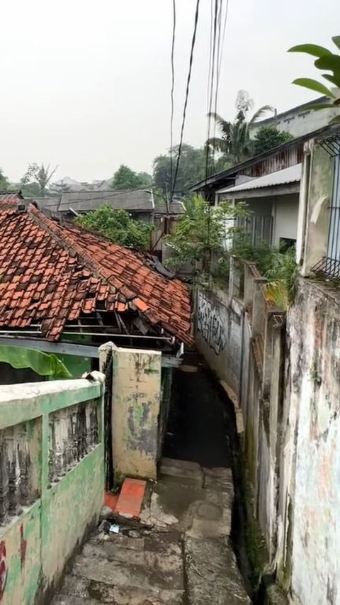 <b>Potret Permukiman Terbengkalai Puluhan Tahun di Tengah Kota Jakarta, Sunyi Tanpa Kehidupan Bak Kampung Mati </b><br>