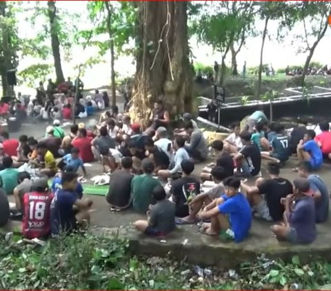 Mengenal Tradisi Iriban di Semarang, Kegiatan Warga Ramai-Ramai Tangkap Ikan Tanpa Bantuan Alat yang Diwariskan Secara Turun-Temurun