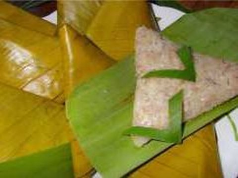 Mencicipi Kelicuk, Makanan Tradisional Suku Rejang Perpaduan Beras Ketan dan Pisang