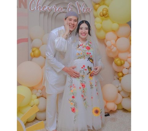 6 Artis Ini Abadikan Momen Kehamilan Pertama di Tahun 2024, Syahrini Makin Sering Pamer Baby Bump