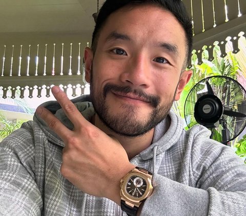 Ben memiliki nama panggung sebagai Bobby Saputra yang viral usai mengaku sebagai anak konglomerat.