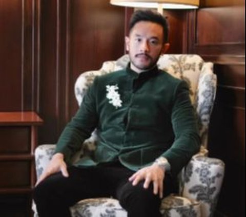 Ben memiliki nama panggung sebagai Bobby Saputra yang viral usai mengaku sebagai anak konglomerat.