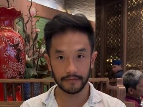 Ben memiliki nama panggung sebagai Bobby Saputra yang viral usai mengaku sebagai anak konglomerat.